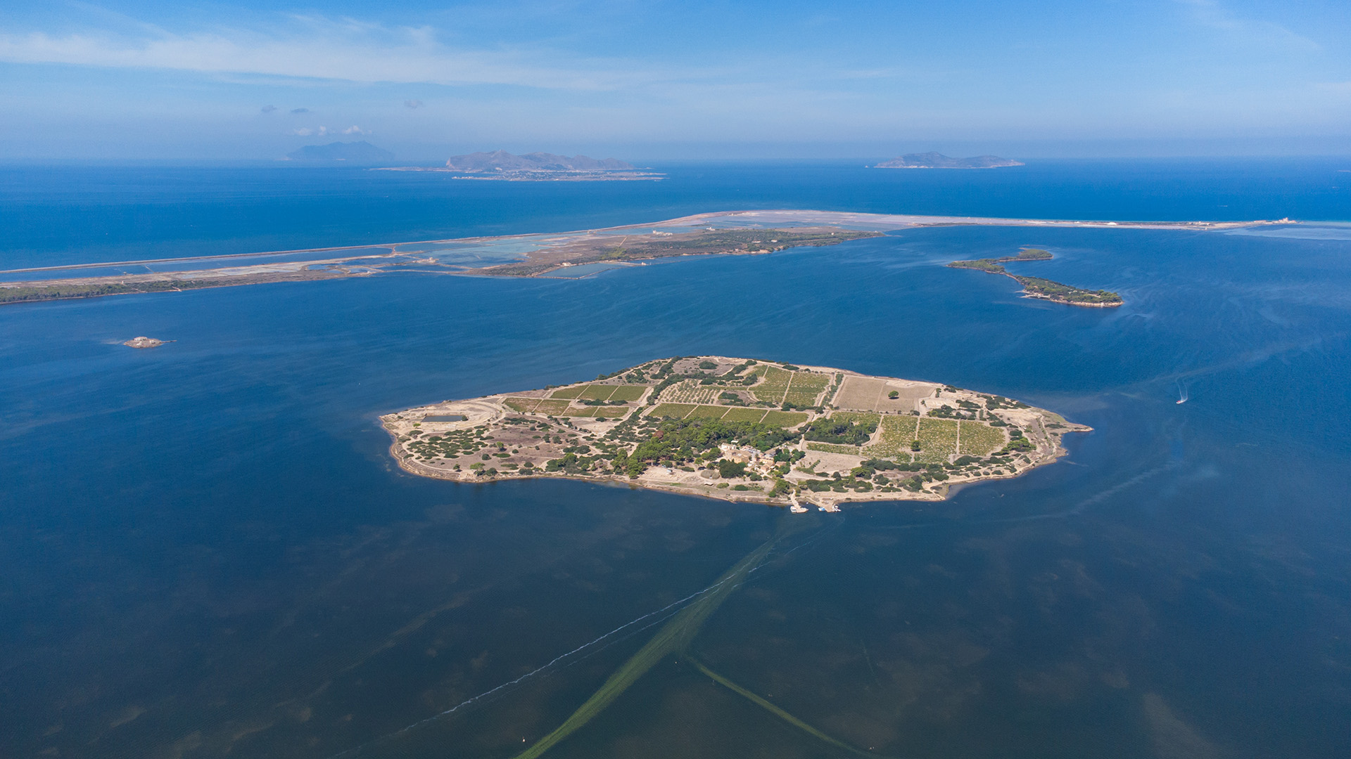 Isola di Mozia: un sito archeologico fenicio nella laguna dello Stagnone
